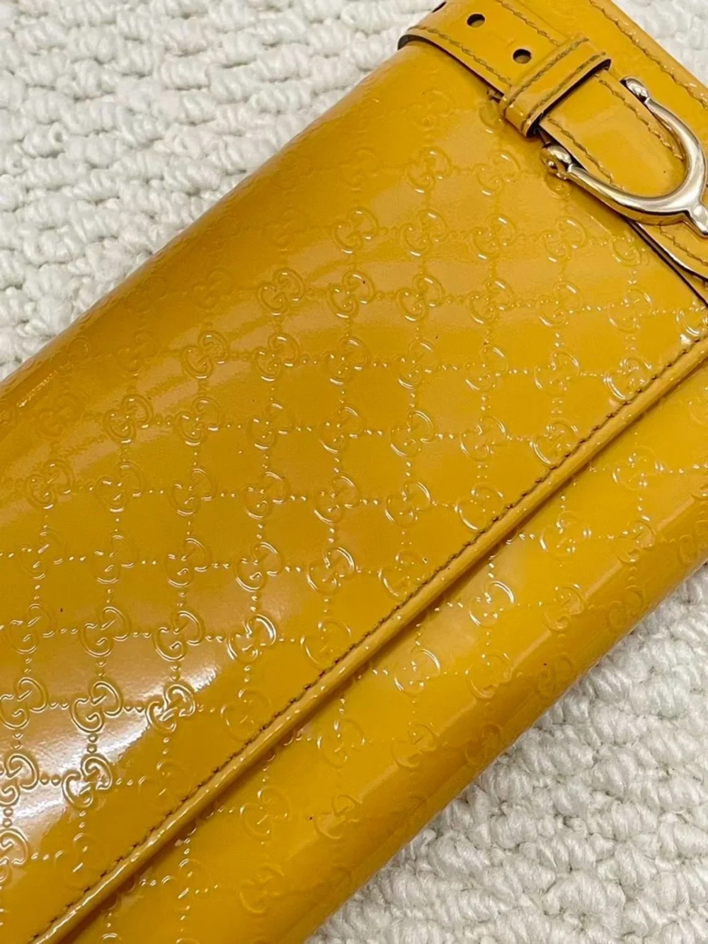 Gucci Wallet With COA Yellow - Picture 2 of 12